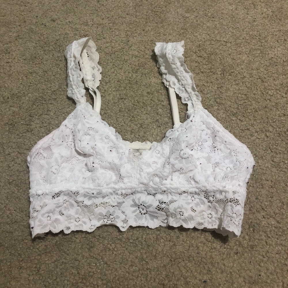 white arie bralette